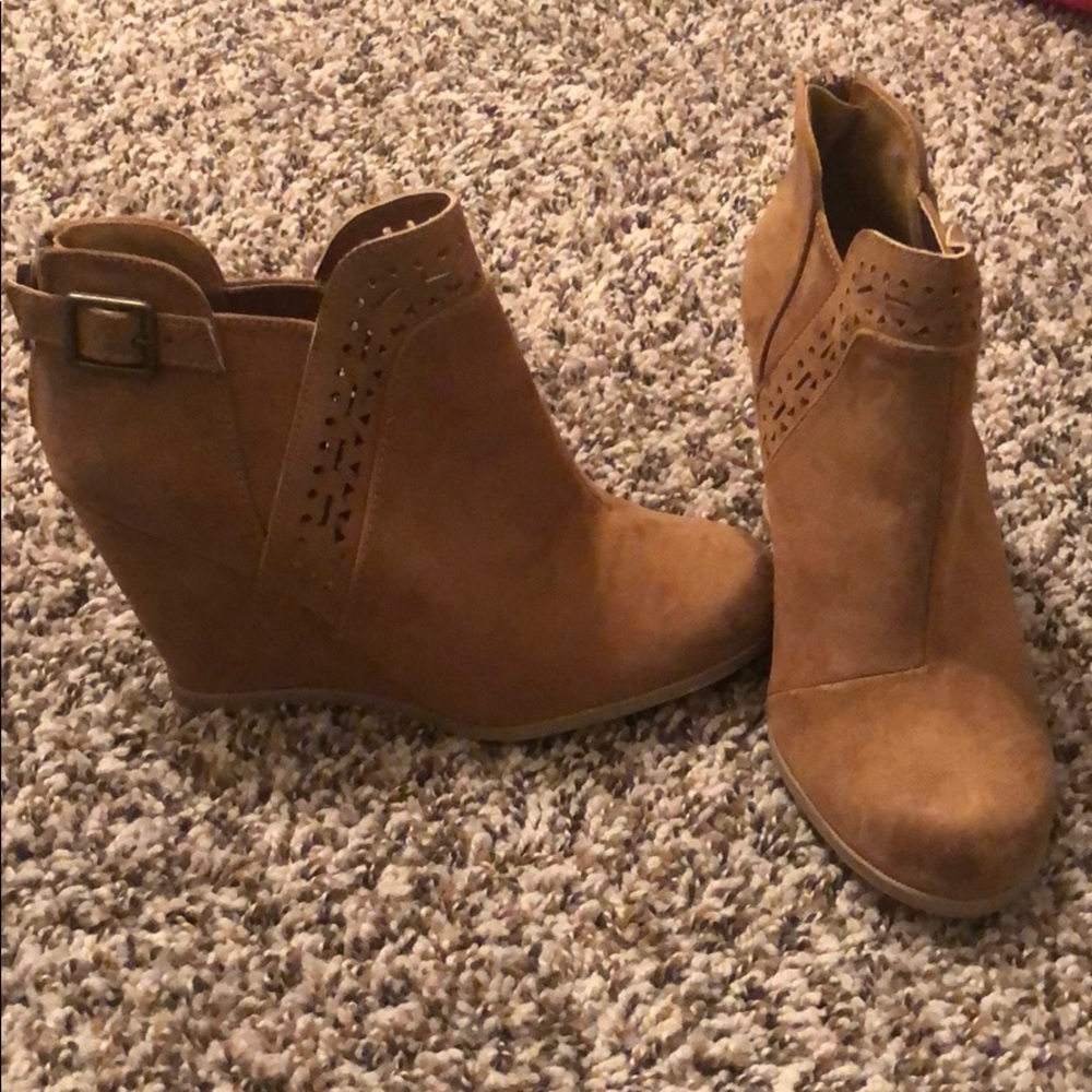 Maurices wedge booties